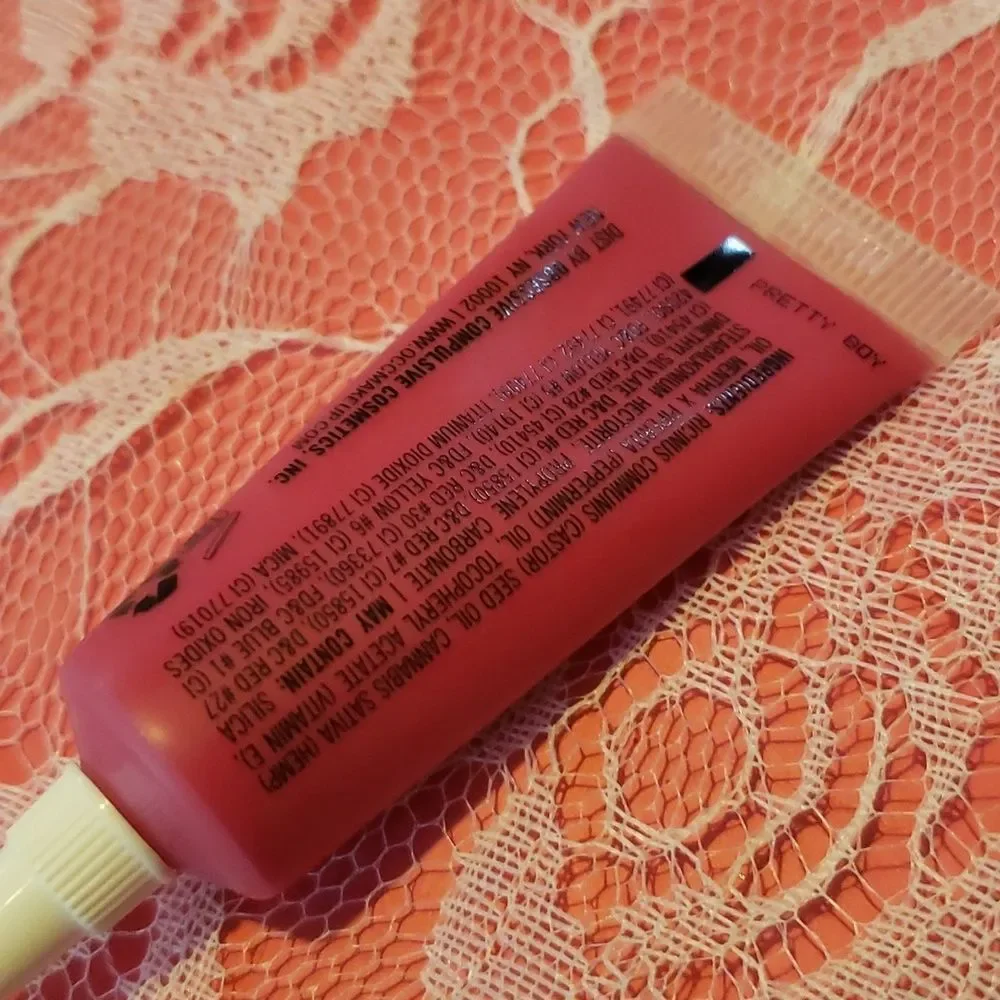 ❇️🧚‍♀️PRETTY BOY OCC Cosmetics DISCONTINUED Lip Tar NWOBOX